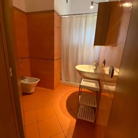 2 Tuscan Seafront With Private Access To Sea كاسْتيلونْشيلّو