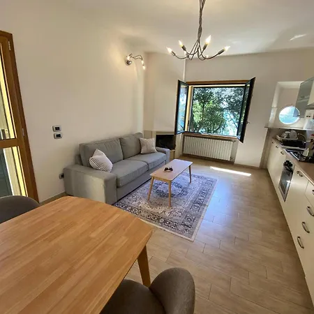 2 Tuscan Seafront With Private Access To Sea شقة كاسْتيلونْشيلّو