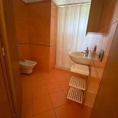 2 Tuscan Seafront With Private Access To Sea *