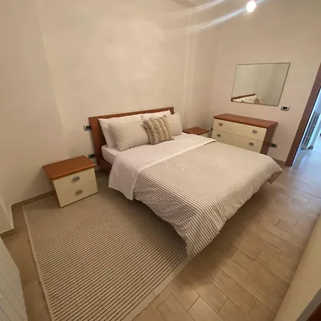 Tuscan Seafront With Private Access To Sea Lejlighed
