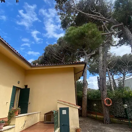 2 Tuscan Seafront With Private Access To Sea カスティリョンチェッロ