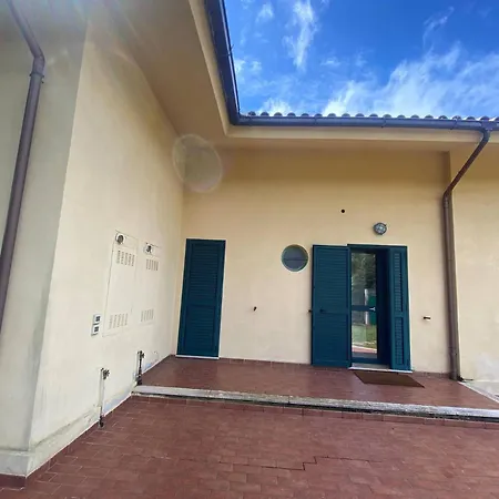 Lejlighed Tuscan Seafront With Private Access To Sea *