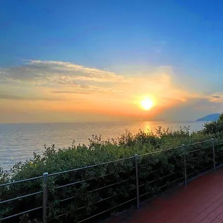 2 Tuscan Seafront With Private Access To Sea カスティリョンチェッロ