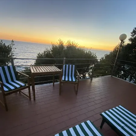 Tuscan Seafront With Private Access To Sea *