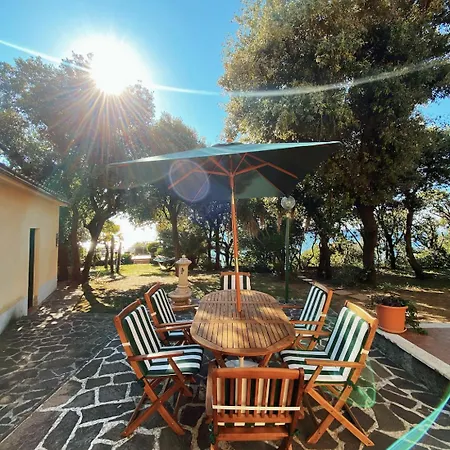 Tuscan Seafront With Private Access To Sea Lejlighed Castiglioncello
